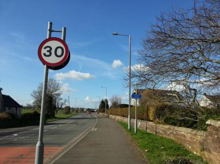 cyclists rejoin carriageway